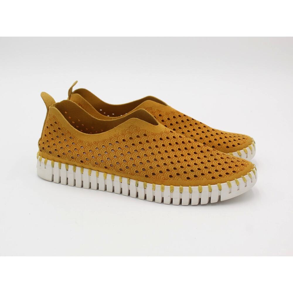 Ilse Jacobsen Tulip Slip On Shoes Womens 9 Size 39 Yellow Perforated Comfort